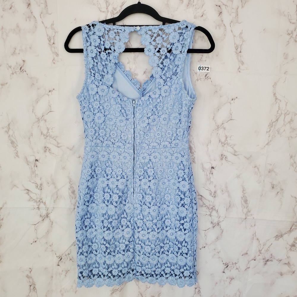 B. DARLIN Blue Flower Lace Mini Dress Sleeveless 9 - Picture 5 of 9